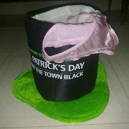 StPatricksHat's profile picture. Sombrero oficial de San Patricio. Antes trabajaba como sombrero seleccionador. #FollowBackFP