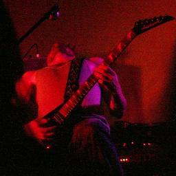 WhitsApproach's profile picture. Probably did your mum.
Liberal as fuck.
Child of the fence and swifty.
Off grid for some time. Will now be indulging exclusively in gig/music related  tweets.