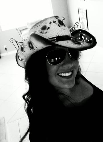 LSommerBum's profile picture. Like Sunday Morning