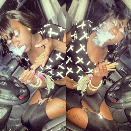 A lil sweet but dont let it blind you i go dumb
I cum here to say wat i want dont like it BYE
This ring on my finger is real so kill tha thirst
