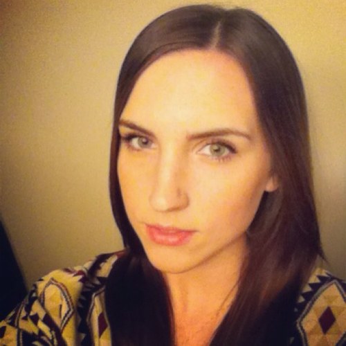 I write about food, fashion and beauty! Check out my blog for new exciting post daily!