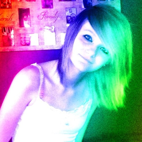 #SGTC #blackveilbridearmy :3 fun n outgoing plus im batman so im fucking awesome:3