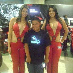 sígueme y te sigo te aseguro que te caeré bien tengo 12 años si me molestas te molesto pero si no se que seremos buenos amigos soy barcelonista ,soy promo 21