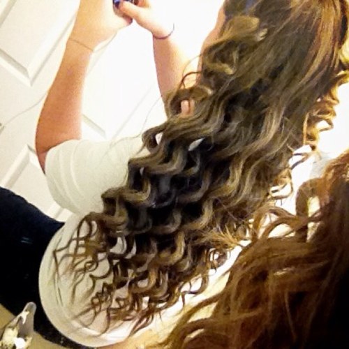 Im brunette, im tall, and im a bitch.✨ Avi is me. Owner of; @Cleatchaser39 ❤
