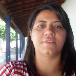 ##Universitária do Curso de Ciências Sociais na UERN/Pau dos Ferros/RN - Trabalha na Escola Municipal Maria de Lourdes Cavalcante##