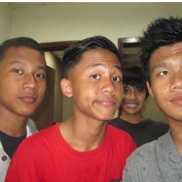 abang_embot's profile picture. 21-03-2013 olivia yolanda putri :*