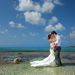 The Official Twitter Account for http://t.co/rAfb1uMKF3 | The #1 Source for #Wedding Tips and Tricks, News, and Information!