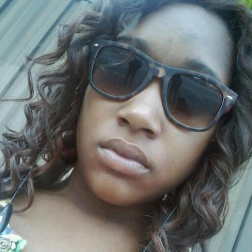 Instagram: boobythequeen_