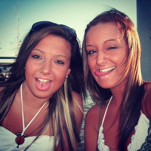 peronto2's profile picture. I'm the real Ashley, whatever real means?