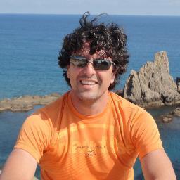 Profesor de @la_UPM en @GeomaticaUPM, Ingeniero, Desarrollador de software, Apasionado por cualquier deporte y Amante de la Geografía e Historia