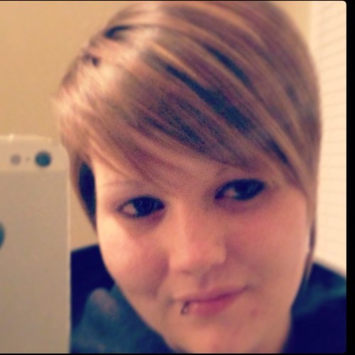 My names Andrea Nicole, i love my friends and family, i love my amazing boyfriend (dustin hacker), i love to cut hair, & hate liars, thieves, and fake people3