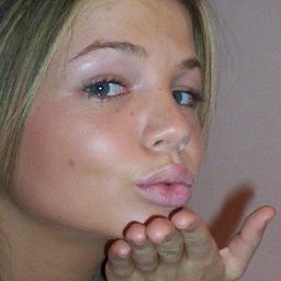 Hello twittos ! Wanna some sexy fun with me ?