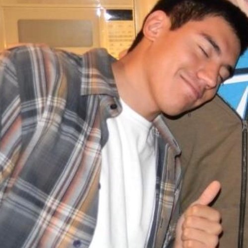 Lil_BrwnBoy's profile picture. Random madness about being a whitewashed bean