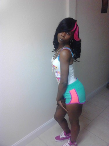 mizzcocoayoung's profile picture. BANDZ UP