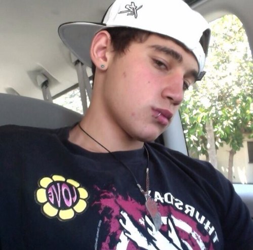 ✨im in love with Luke Brooks, Justin Bieber and all things ✨1D!