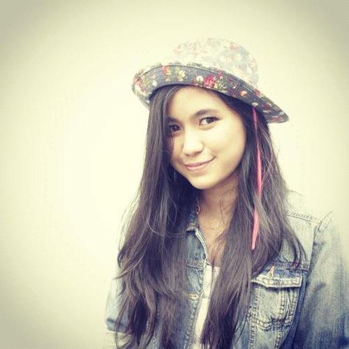 Ashilla Zahrantiara Ashilla Zahrantiara
