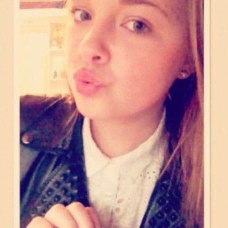 banh_804816749's profile picture. 