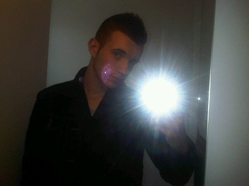 Vaalentin22940's profile picture. Suit moi je te fuis, fuis moi je te suis. #Réalité!