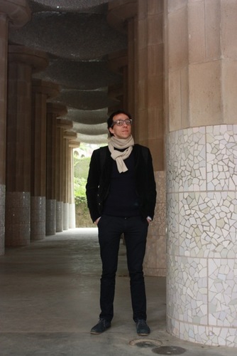Directeur du label et des Editions Première Partie - Agitateur de foi, passionné, père, mari, fils, ami, collègue, patron, en chemin.