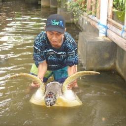 selama bisa membantu lakukanlah