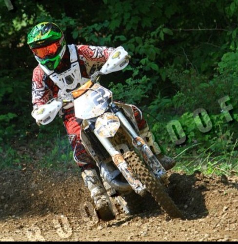 Nick Murphy. I rap, skate, sing, play guitar, I treat others how they treat me. I do cross country dirtbike racing NOT MOTO-X and it is fucking awesome. Single.