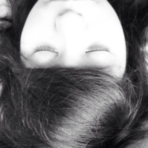 yuyuzombiealien's profile picture. Yo soy (•.•)/ *duende* S E R Amar.Vivir.Luchar.Sonar.Volar.Disfrutar.Sonreír *All you need is Love * Piano-Leer-Escribir-Pintar-Cantar-Bailar (: The Beatles