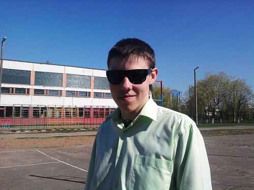 необычный парень...
#взаимныйФолловинг #followback