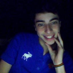 ,  Prazer : Weslley ,  Tenhu 17 anos , ( SOLTEIRO )
Ciumento , Carinhoso e Lindo sqnunca *-*