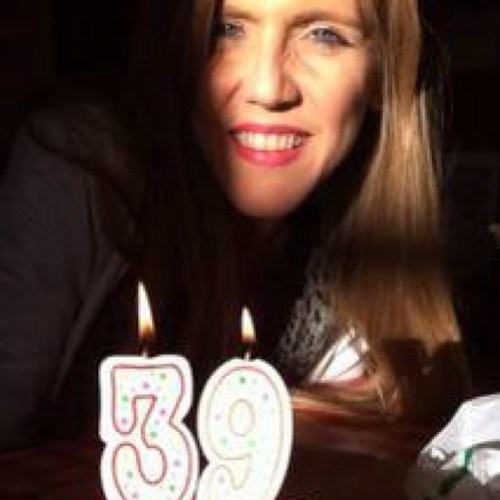 Modene30's profile picture. 