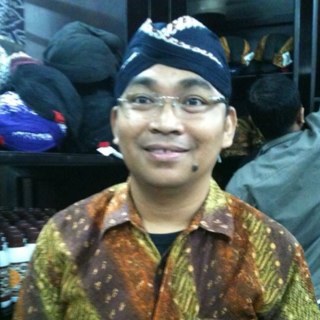 aguskurniajs's profile picture. 