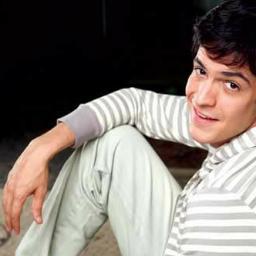 Félix - A Bicha Má da novela das 9 da Globo.
Frases maldosas da Bicha Má vivida pelo ator Mateus Solano. Só falta dançar o quadradinho de 8.