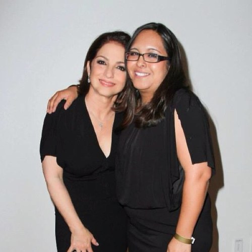 I am a HUGE @GloriaEstefan fan and joined twitter the day she did so i can keep up with her! lol