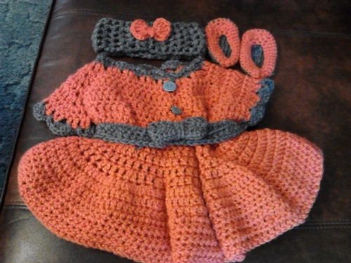Welcome to CrochetCreations! Please send all questions and requests to inbox :) Happy Crochet!