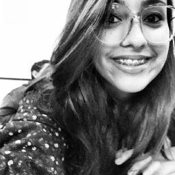 amo pizza sou chata birrenta quero que se foda u-u
