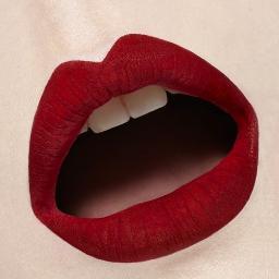 make-up obsessed.
contact@thevelvetmonologues.com