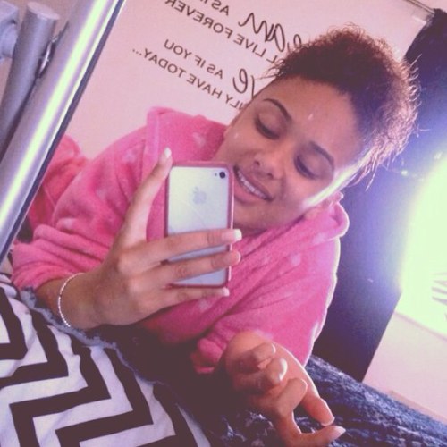 zebralysha's profile picture. I am who I am. I'm pretty normal. I'm not perfect. I run into things, I trip, I spill food, I say stupid things. But thats just me ღ.      @iFollowBack