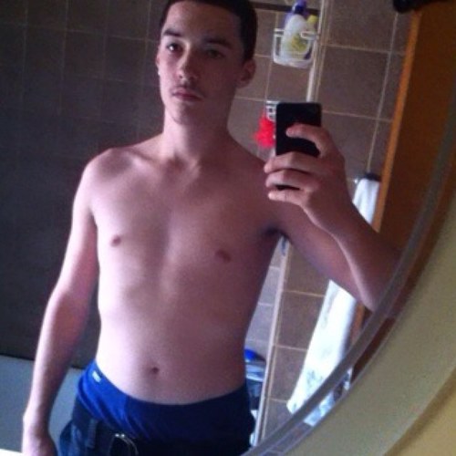 killageemoney's profile picture. I like clean pussy and any race as long ass u look gud
IM RICH BITCH