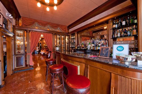 Philadelphia's Best Italian Restaurant is quite simply La Famiglia Ristorante.