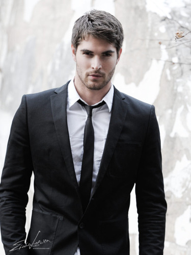 I'm the Demon of Justice. My name is Justice. Call me Justy and I'll kill you. I'm also looking for a Mate. #Single ((OC RP)) {FC: Nick Bateman.}