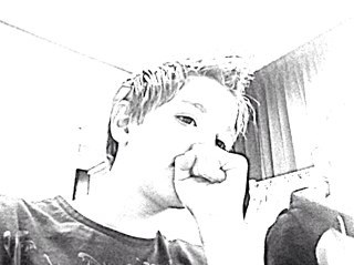 jaapie! for live! Menno, Twan, kjeld, stan, tommy, max, roy jesse Best Bro,s FOR EVER!!! Iris, Joline, Dana, Esmee en Bo schatjeee,s!!! FRIENDS OF MY LIVE!