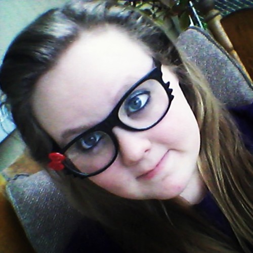 hey. i Love justin bieber Hes my world and my husband(; 3 Hehe(: