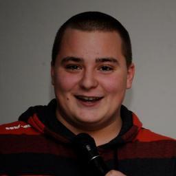 Chroniqueur / Journaliste / Réalisateur / Caméraman / Régisseur de plateau / Idéateur visuel pour MAtv-Lanaudière. Étudiant en Radio/Télé et Communications