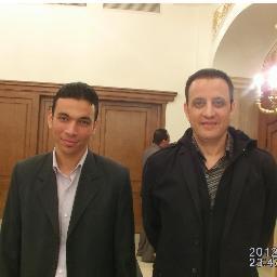 انا بحب الفكرة اكتر من النص انا افكر اذا انا موجود خلص الكلام