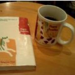 あんまマッサージ指圧師、翻訳家、英語タドキスト (Massage  Therapist, Translator, A TADOKU Reader for English Books especially  children books)