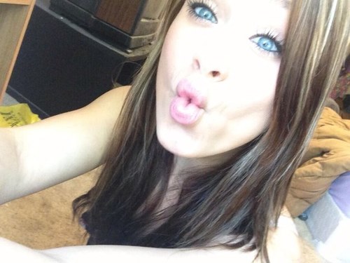 #TeamWhiteGirls #WhiteGirlWednesday #WhiteGirlsDoItBetter Tweet us your pic and we'll RT it Avi = @DemiLynnLoveYou