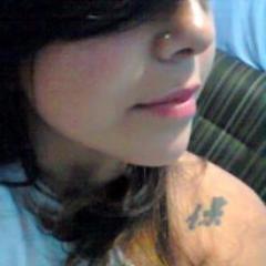 Tenho 19 anos,gosto de sair pra dançar e amo a vida,se kiser saber mais é só seguir...