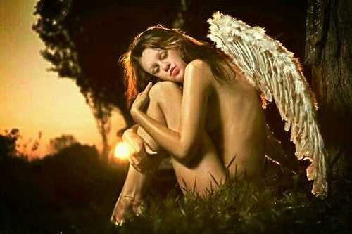 BroadnaxCyndi's profile picture. We are All only young once....laugh. have fun. Spend valuable time with ppl who make u make u happy....ENJOY!!!