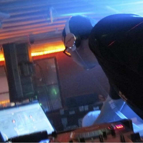 Leagal to do business. Lisenced DeeJay.