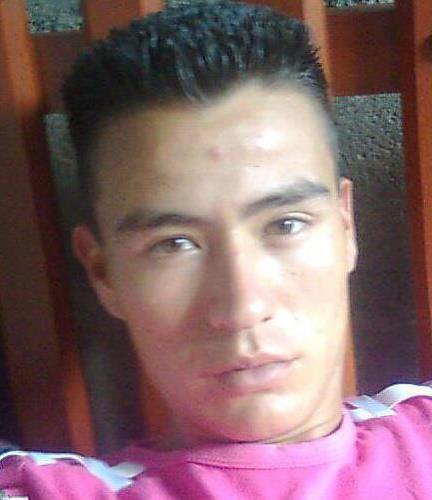 CrisPaspi's profile picture. De pie nunca de rodillas por k el Dios de lo ejércitos odia a los cobardes.