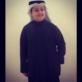 اسمي:سليمان فيصل عمري:١٣ من:الكويت 

Insta:Mr_Sloom_q8 Kik:Mr_Sloom_q8